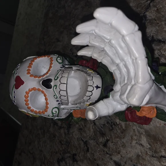 Sugar Skull Wine Bottle Holder - Picture 4 of 4